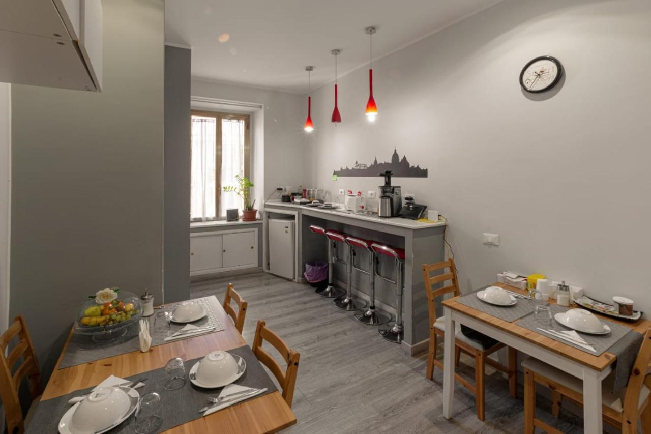 Acomodação com café da manhã  Smart Holidays Roma